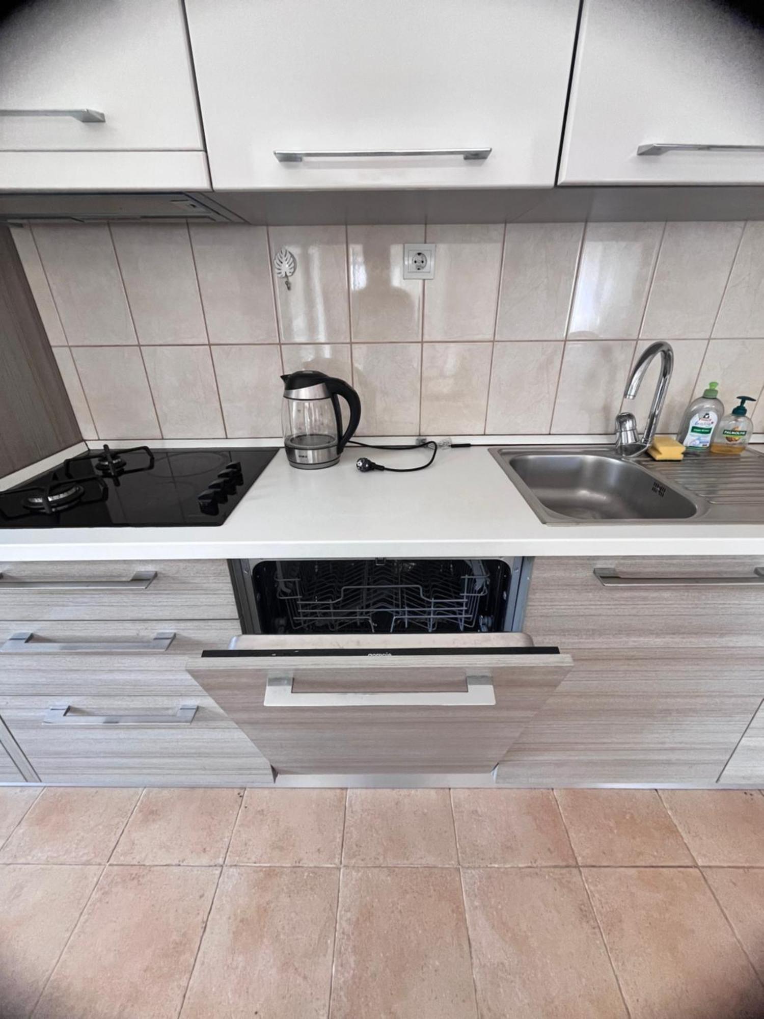 Apartment Belani, Own Parking Tivat Dış mekan fotoğraf